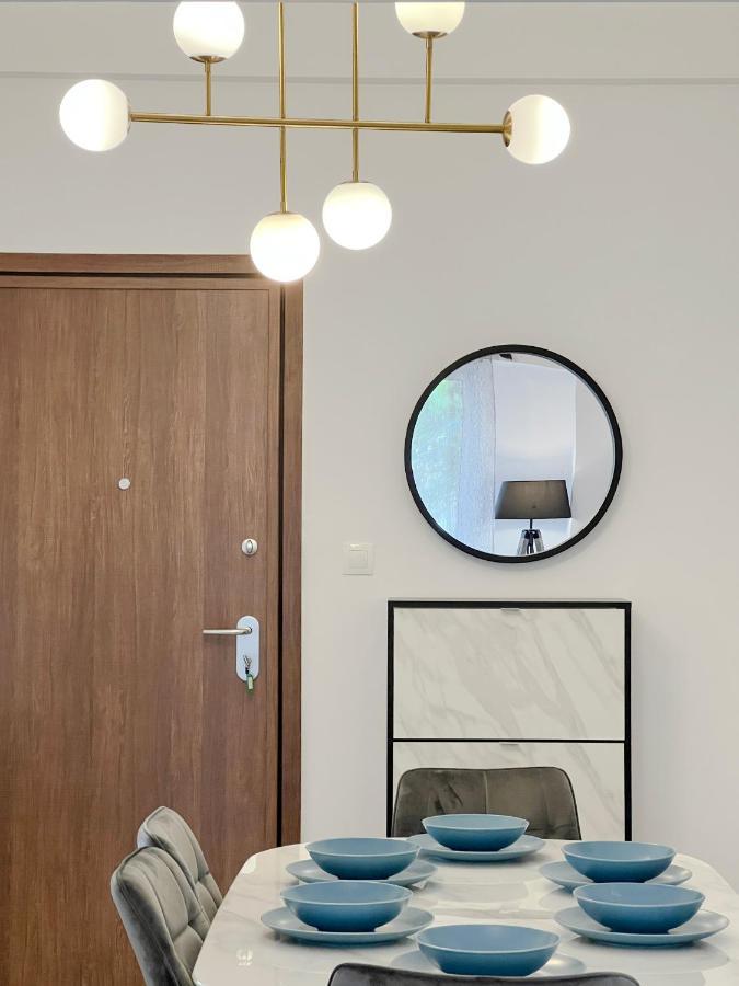Mouson Modern 80Sqm Apt Next To Edem Beach Daire Atina Dış mekan fotoğraf